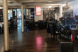 Locații Exclusiviste pentru Publicitate: Rețeaua Digitală Premium a EkoGroup